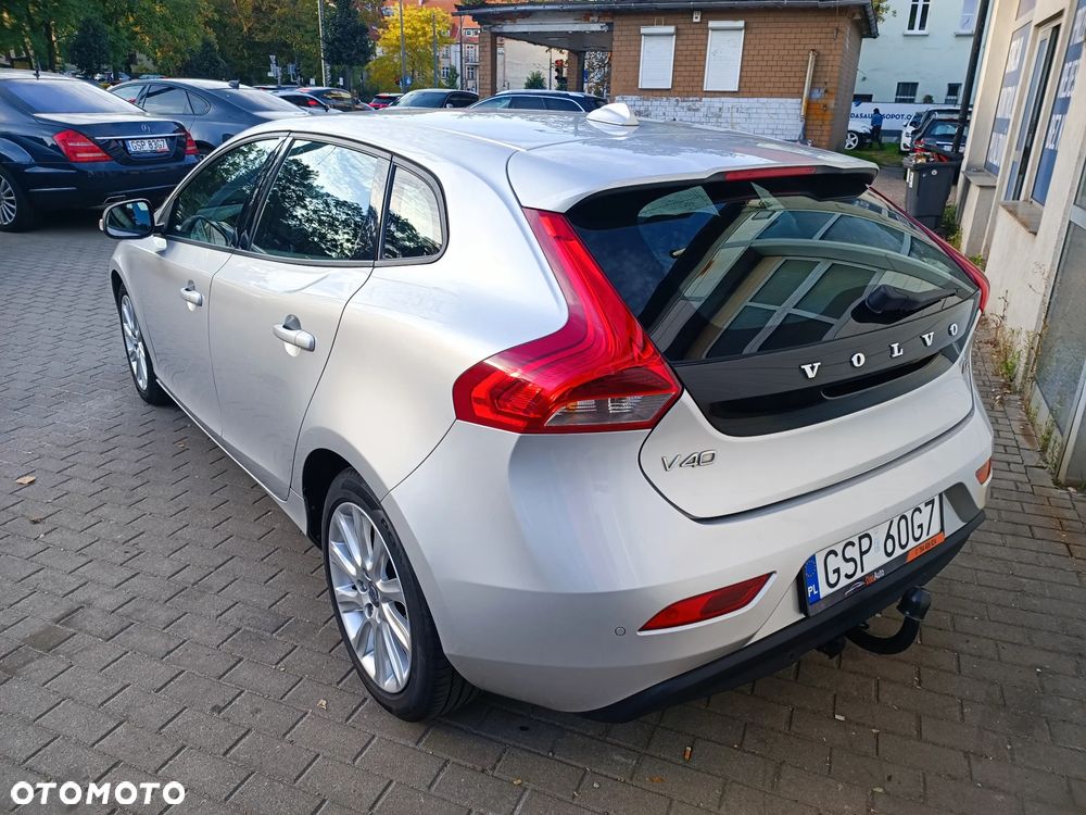 Volvo V40 D2 - 5