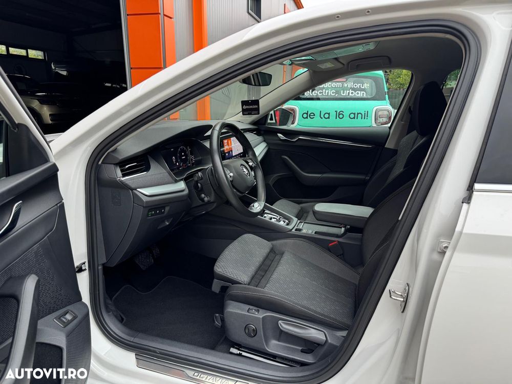 Skoda Octavia 2.0 TDI DSG Style - 6