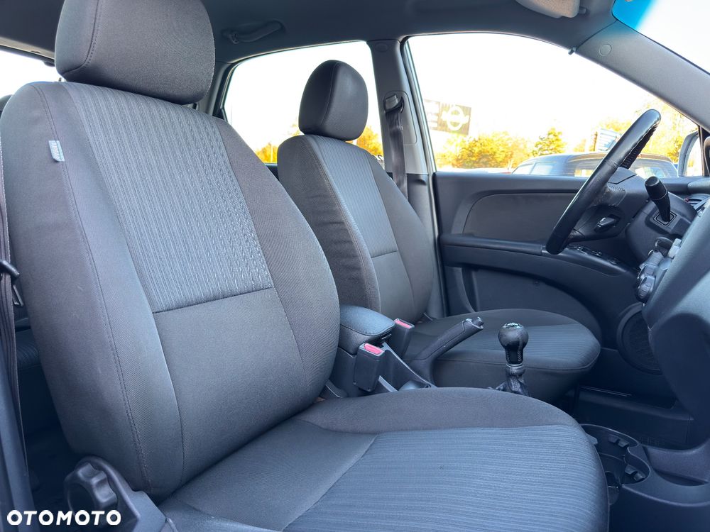 Kia Sportage 2.0 Tour 2WD - 25