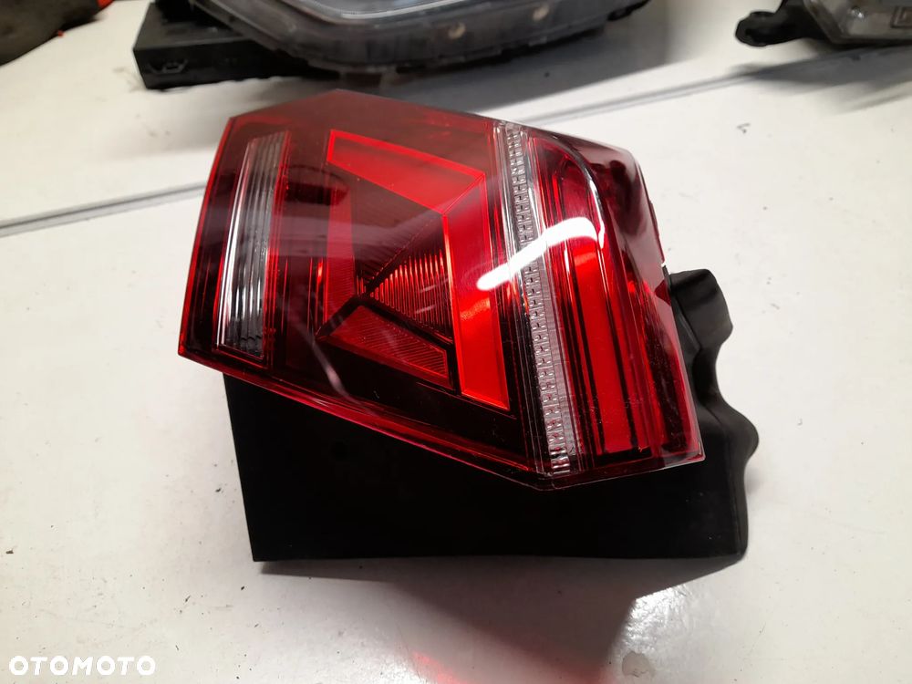 VW TIGUAN 2 IQ LAMPA LEWA TYŁ LED 5NA945207J TYLNA - 6
