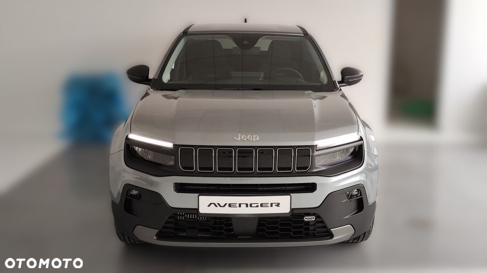 Jeep Avenger 1.2 T3 mHEV Altitude FWD eDCT6 - 2