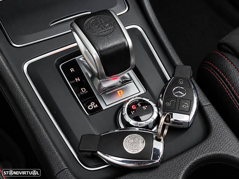 Mercedes-Benz CLA 45 AMG 4Matic Speedshift 7G-DCT Night Edition - 17