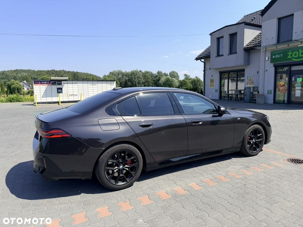 BMW Seria 5 520d mHEV M Sport - 16