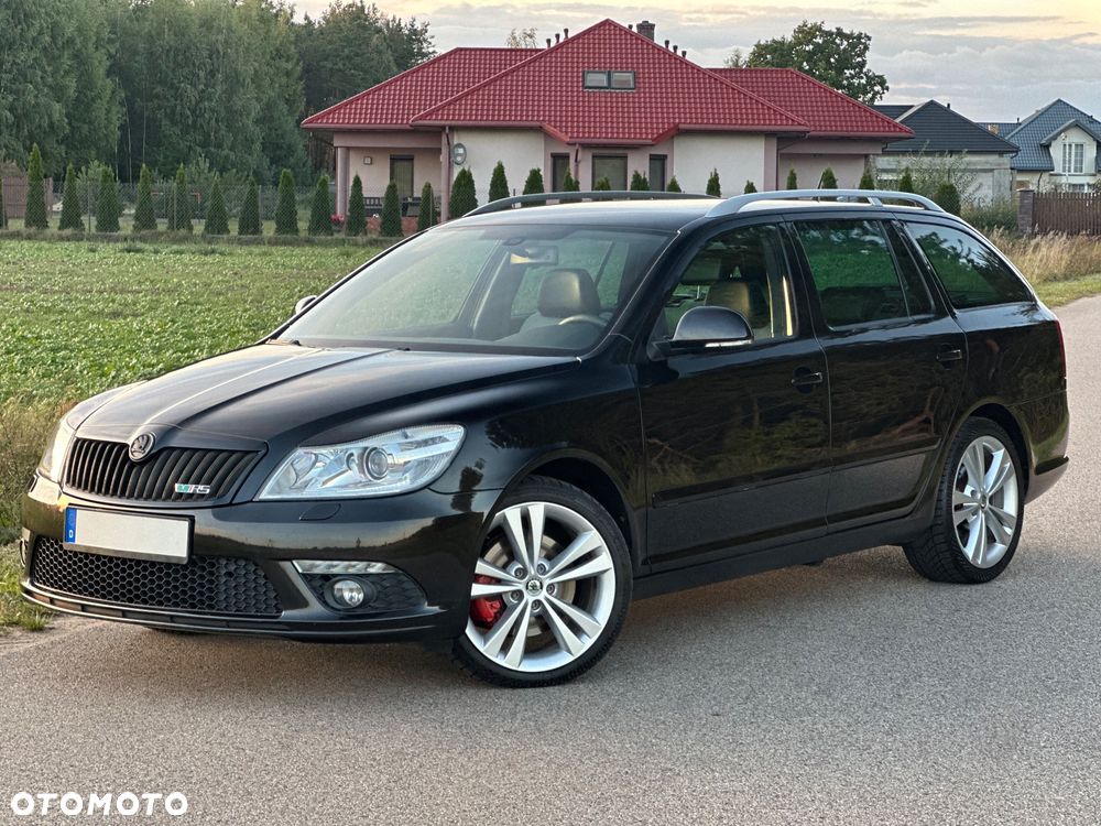 Skoda Octavia 2.0 TDI CR DPF DSG RS - 17