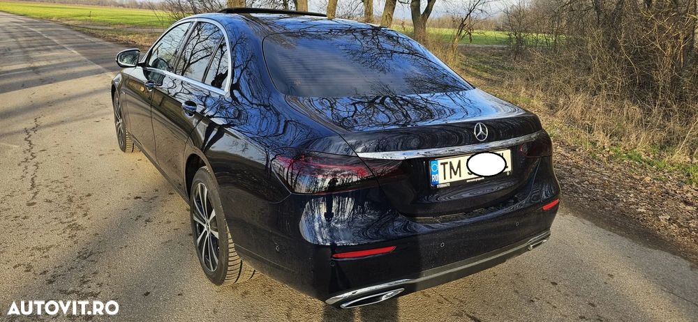 Mercedes-Benz E 300 de 4Matic 9G-TRONIC Exclusive - 3