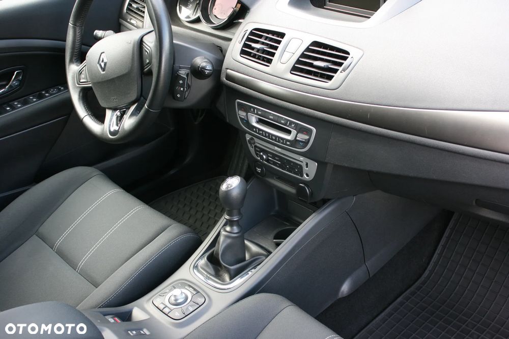 Renault Megane 1.6 16V 110 Paris - 26