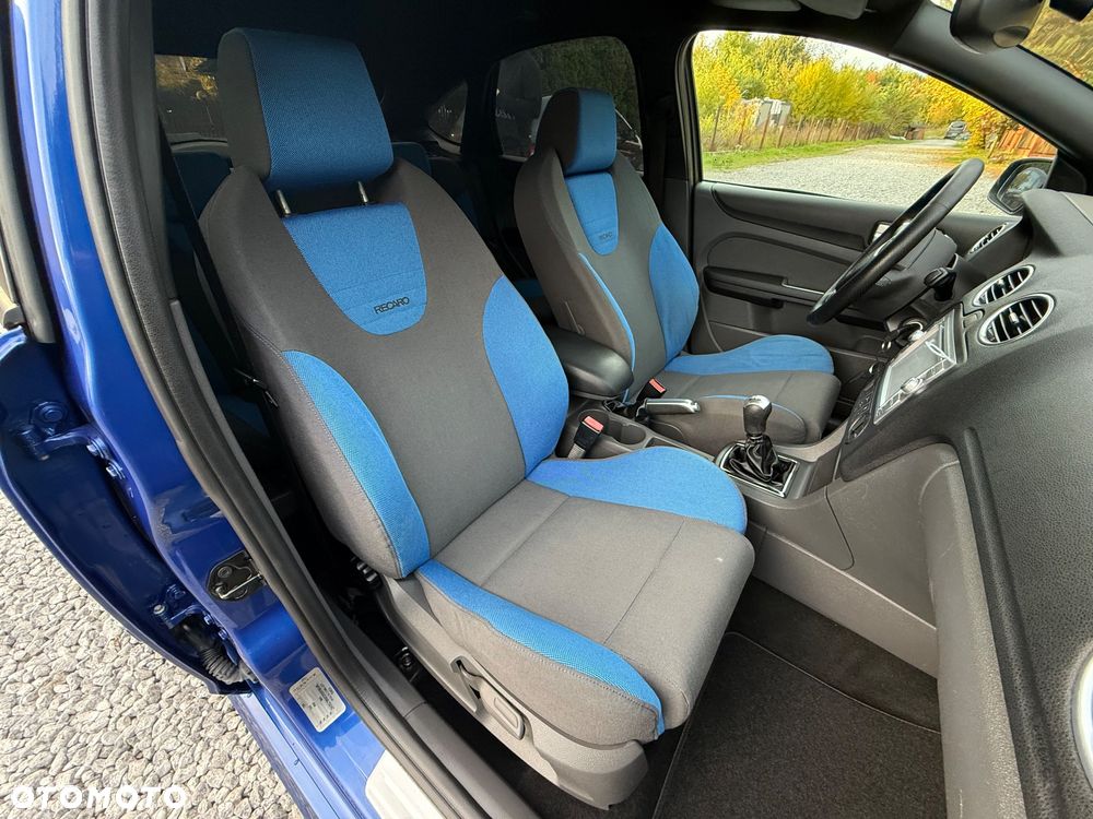 Ford Focus 2.5 ST - 25