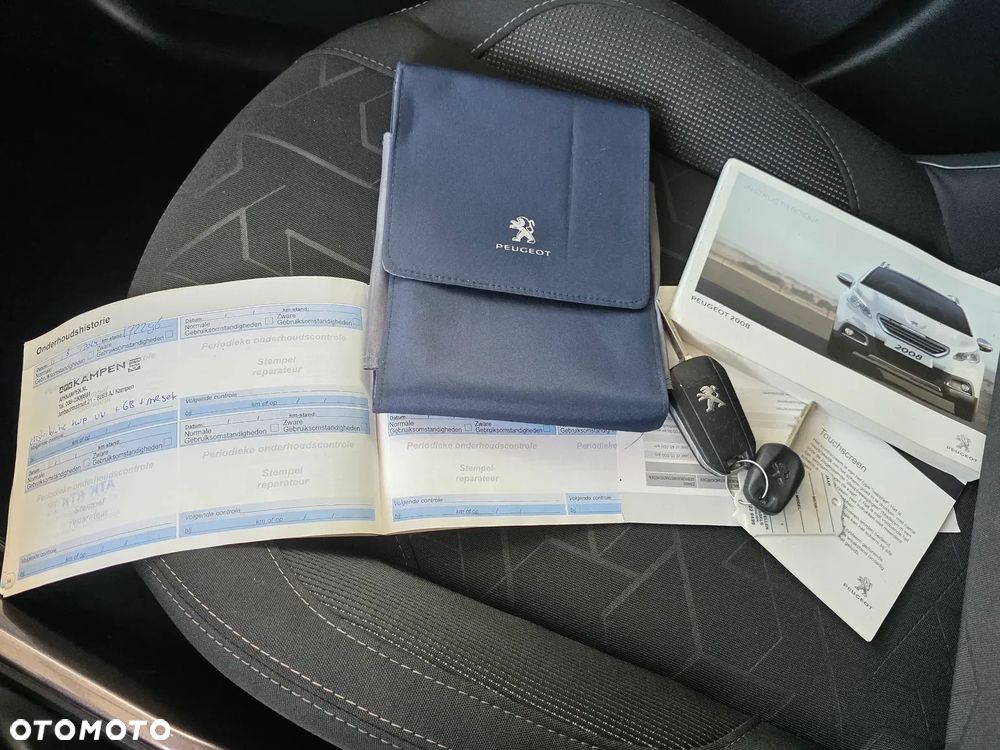 Peugeot 2008 - 32