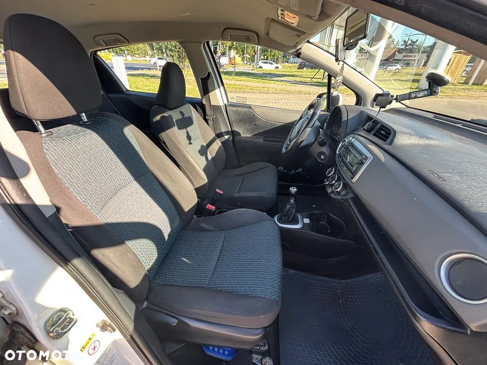 Toyota Yaris - 8