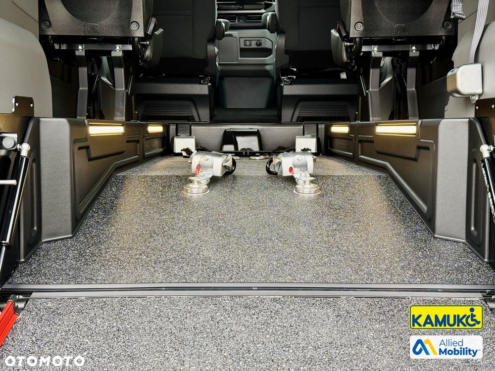 Ford Tourneo Custom 2.0 EcoBlue 320 L1 Titanium - 17