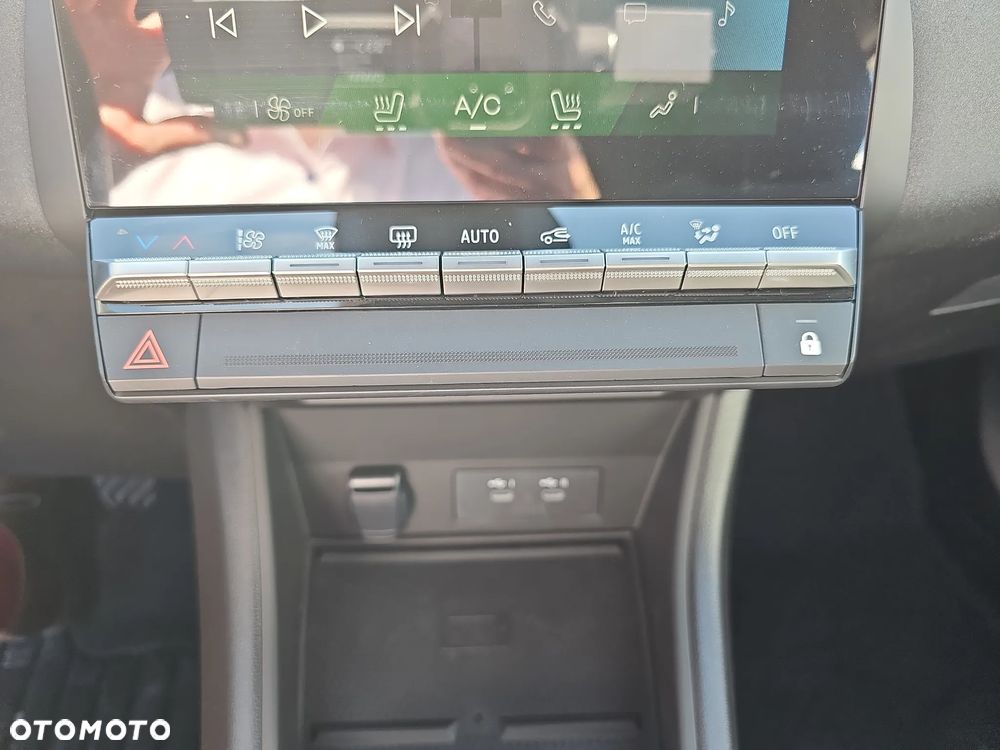 Renault Symbioz - 24