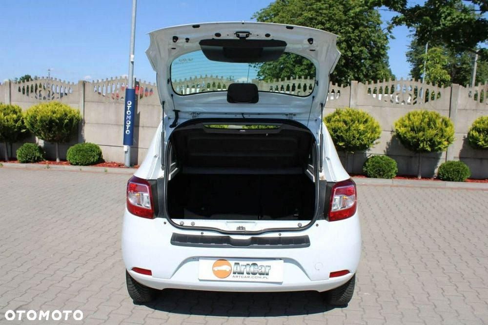 Dacia Sandero 1.2 16V 75 Ambiance - 32