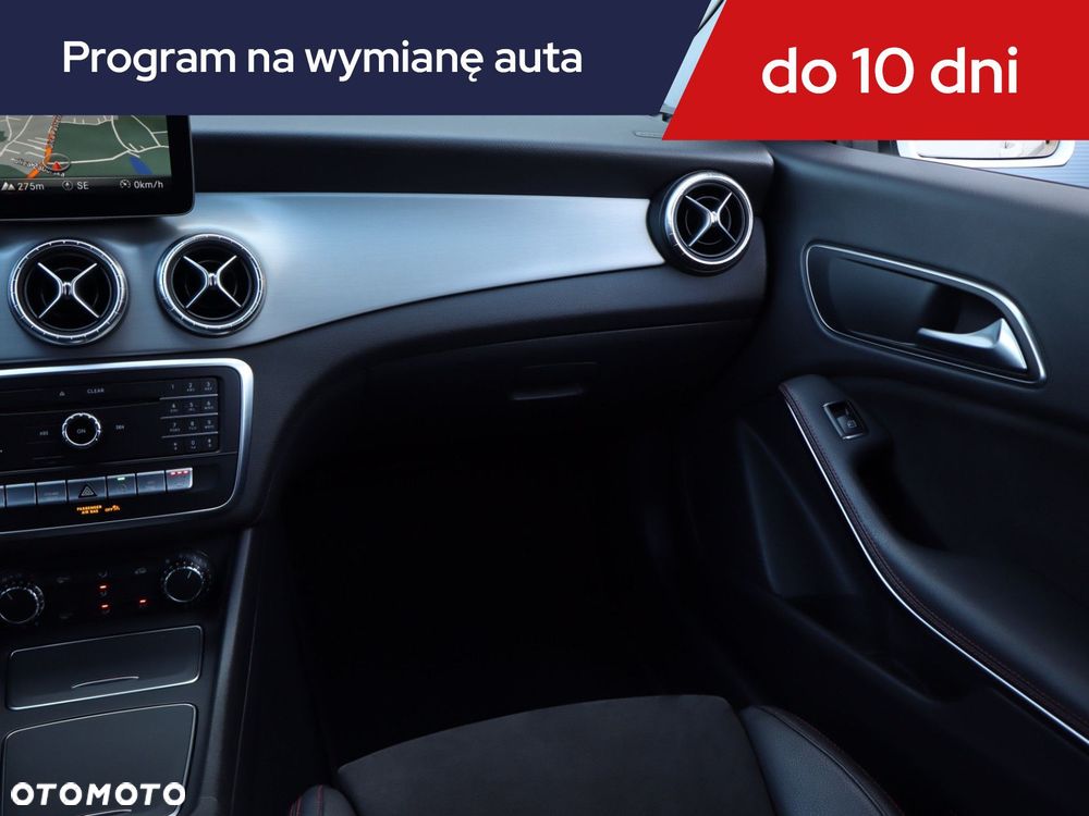 Mercedes-Benz CLA - 10