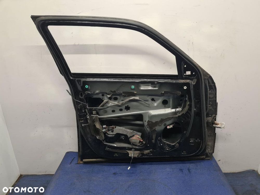 CHRYSLER 300C 3.0 CRD DRZWI PRZÓD LEWE - 8