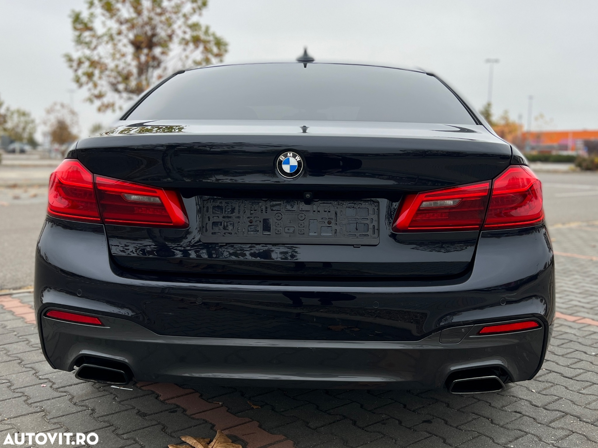 BMW Seria 5 530e Aut. M Sport Edition - 10