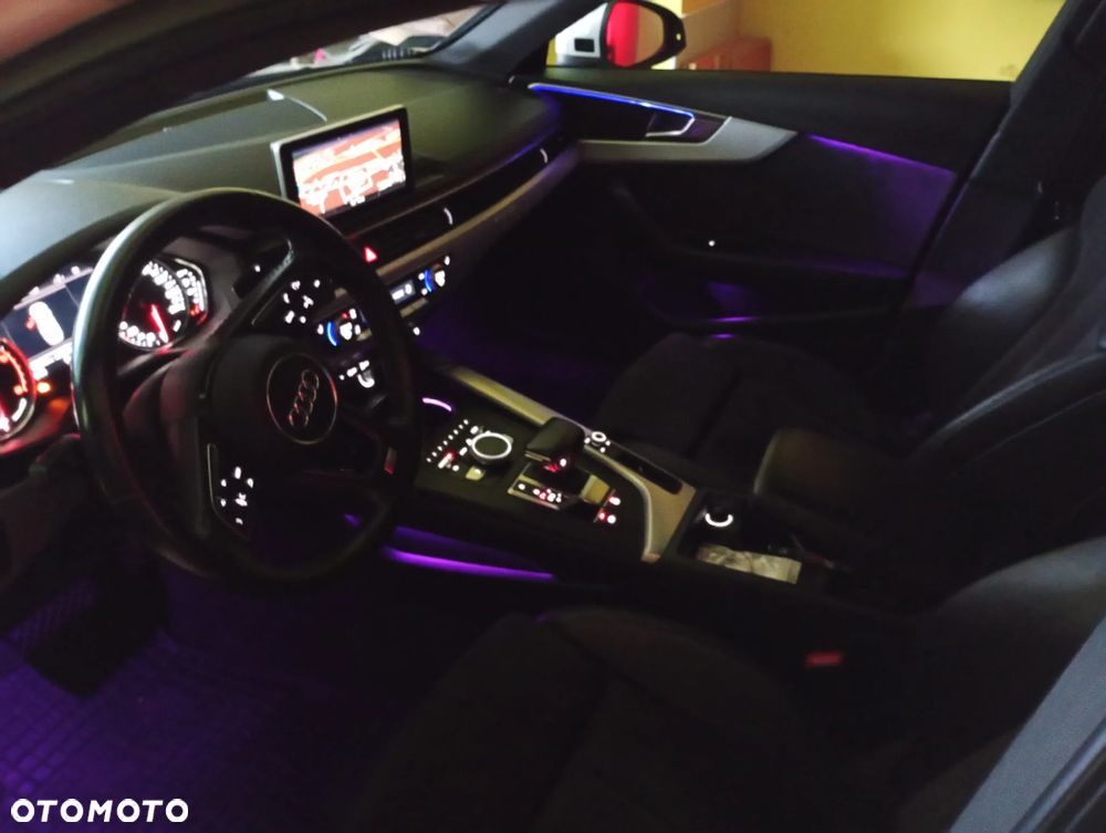 Audi A4 Avant 2.0 TDI DPF clean diesel multitronic S line Sportpaket - 16