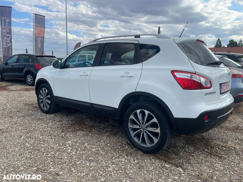 Nissan Qashqai 2.0 DCI 4 x 4 DPF Aut acenta - 3