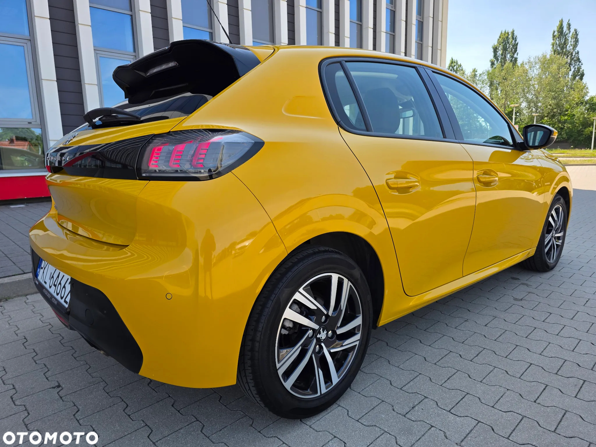 Peugeot 208 Hybrid 110 e-DSC6 Style - 6