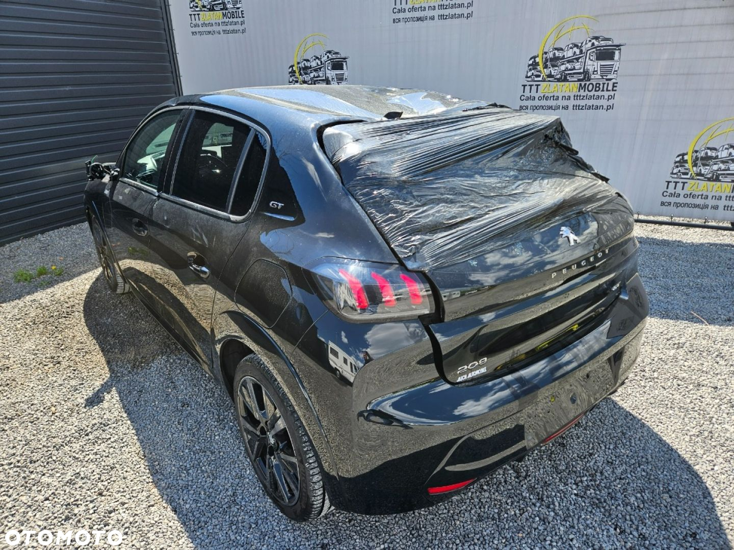 Peugeot 208 - 23