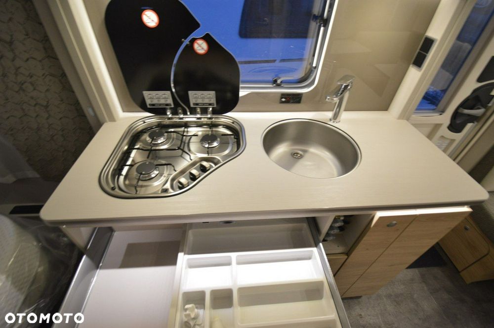 Dethleffs Nomad 530 DR - 7