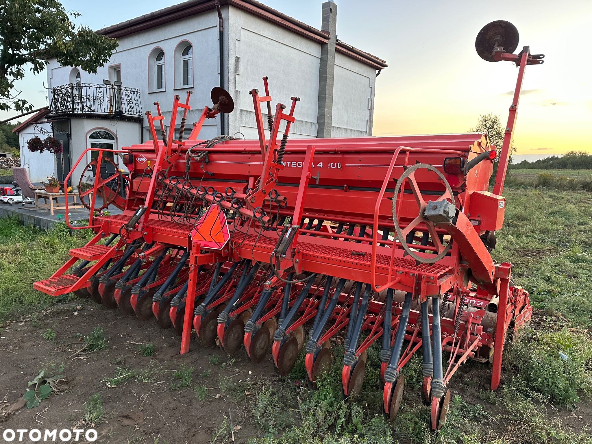 Kuhn Agregat uprawowo siewny siewnik Kuhn integra 400 wirówka hr 4003 - 7