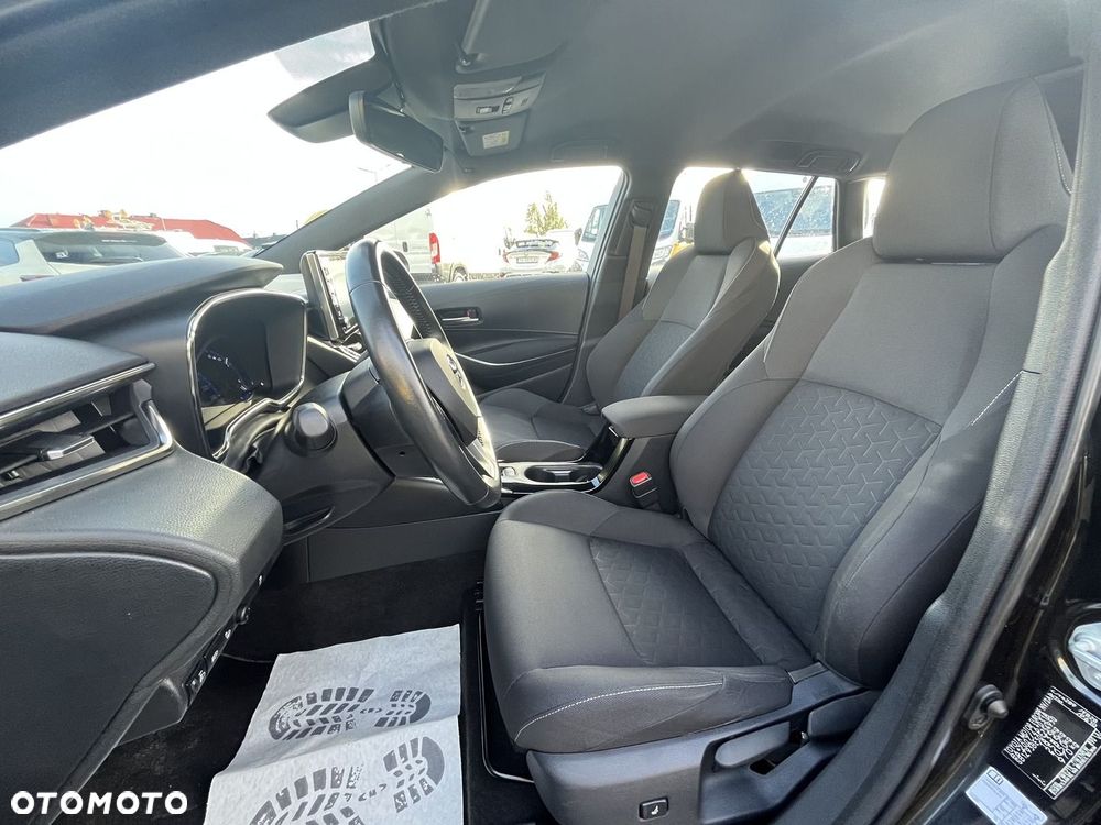 Toyota Corolla 1.8 Hybrid Comfort - 26