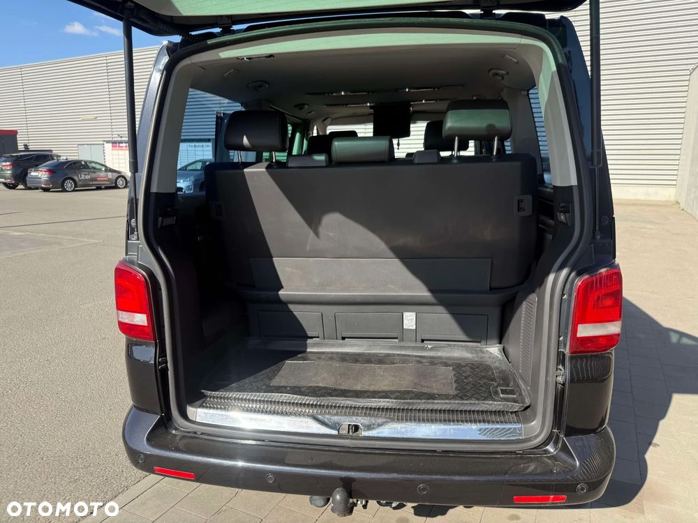 Volkswagen Multivan - 11