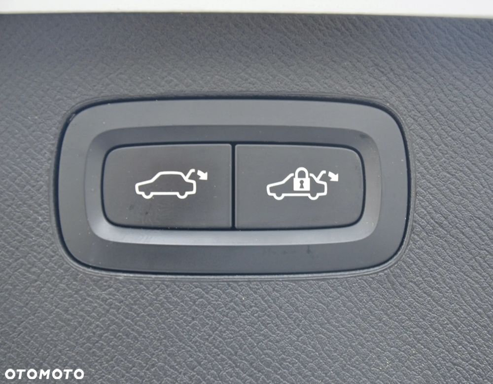 Volvo XC 90 T6 AWD Momentum - 21