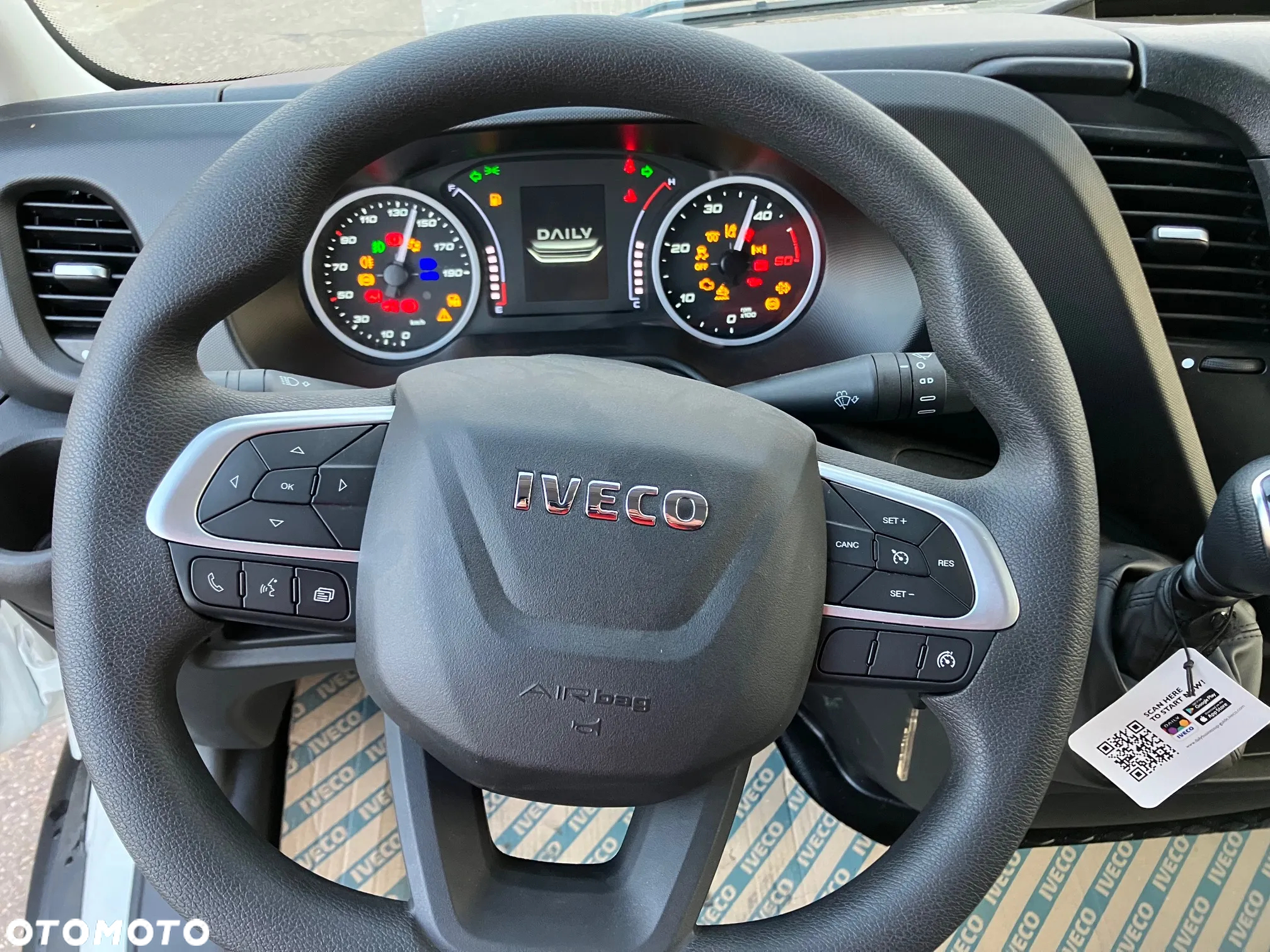 Iveco 3.0 Daily 35C18 kontener winda 750kg - 18