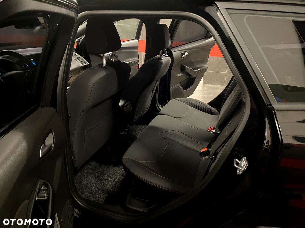 Ford Focus 2.0 TDCi ST-Line ASS - 21