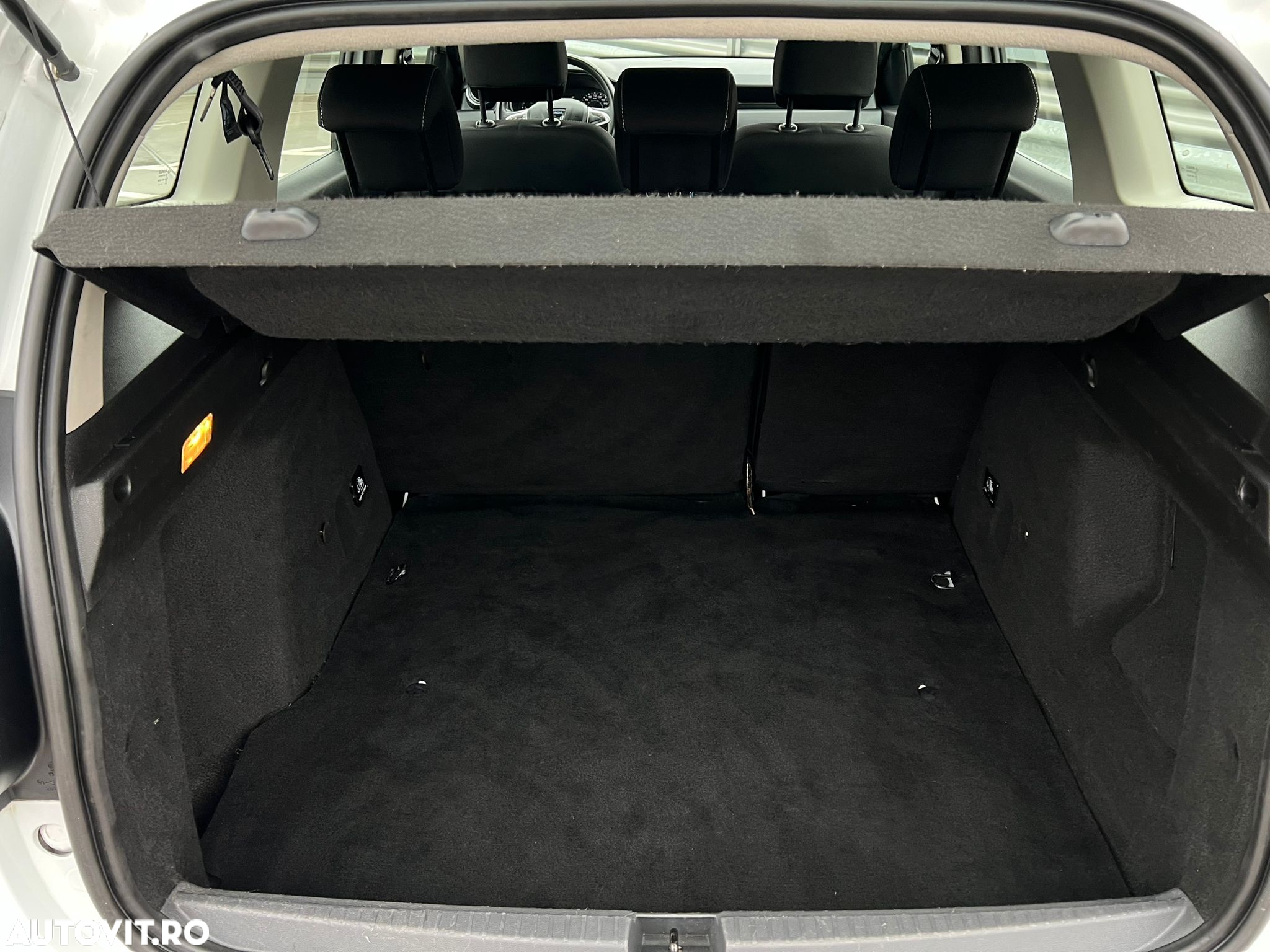 Dacia Duster 1.6 4x2 Laureate - 18
