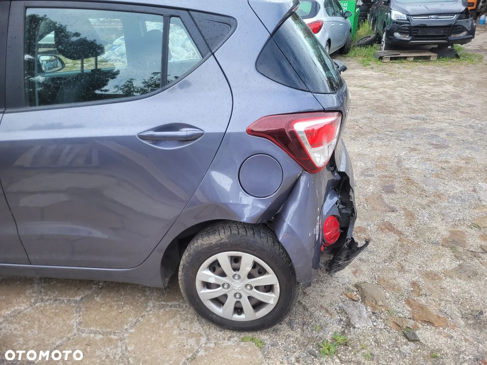 Hyundai i10 1.0 YES Gold - 9