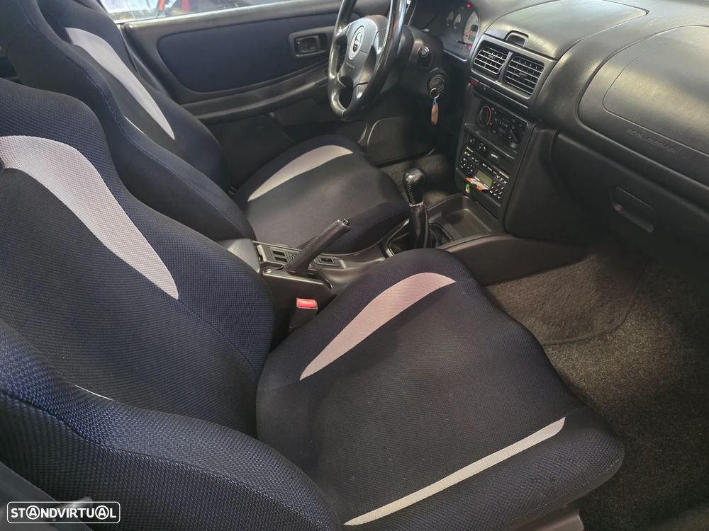 Subaru Impreza 2.0 GT 4x4 AC+TA+ABS - 12