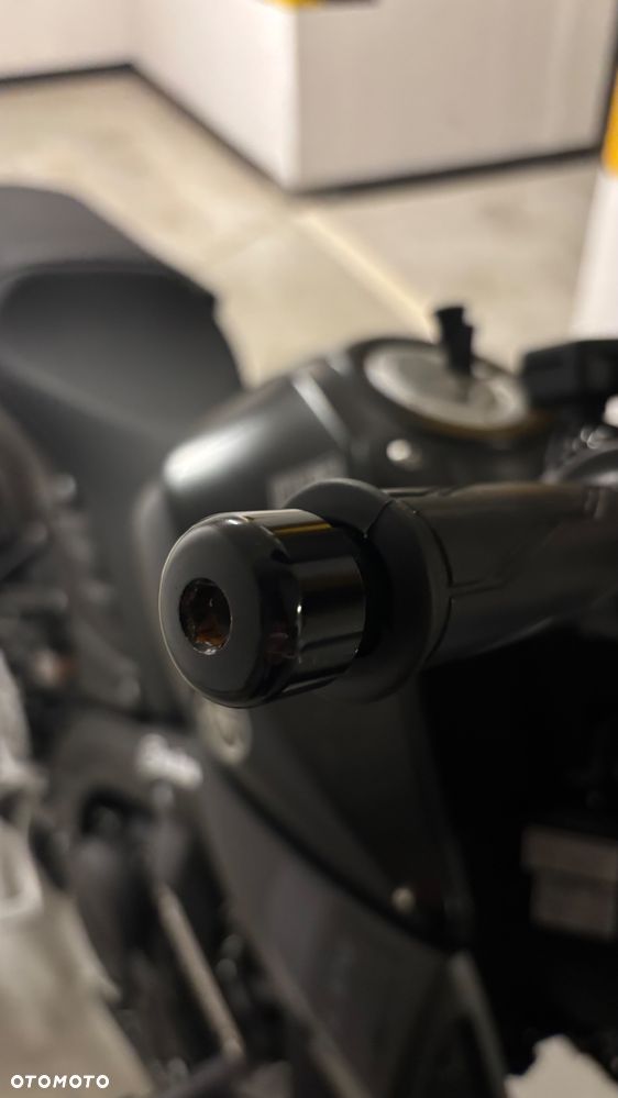 Yamaha MT - 19