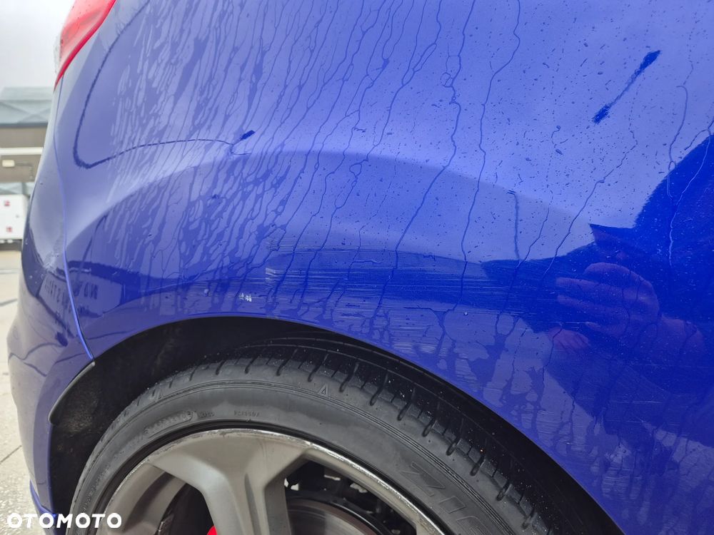 Ford Fiesta ST - 14
