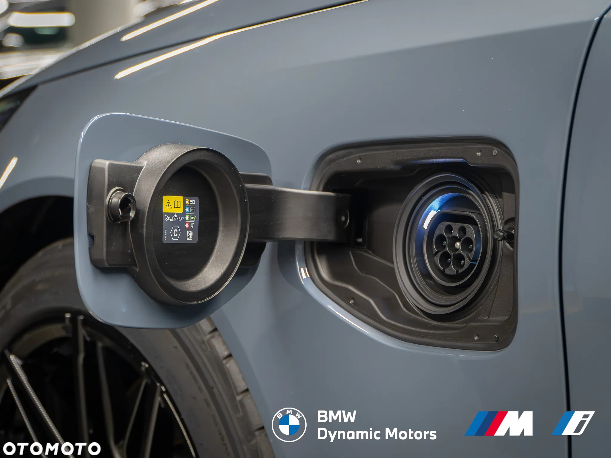 BMW M5 xDrive Touring - 13