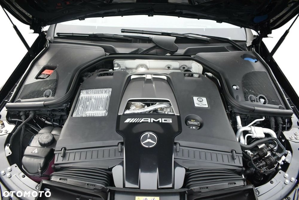 Mercedes-Benz AMG GT - 14