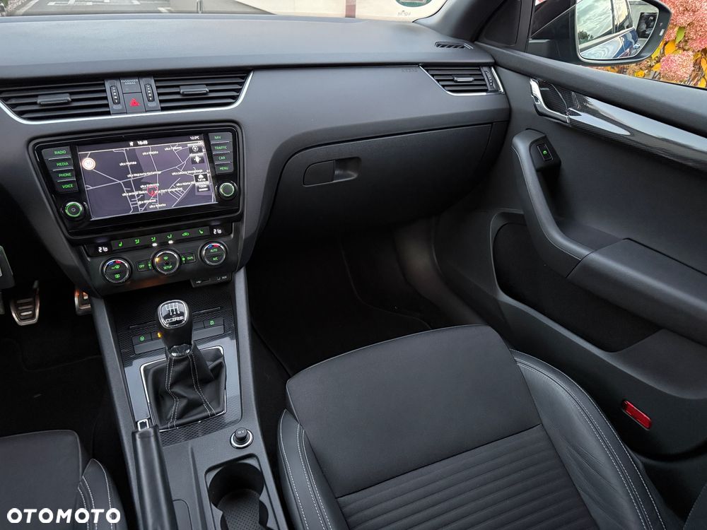 Skoda Octavia 2.0 TDI RS - 9