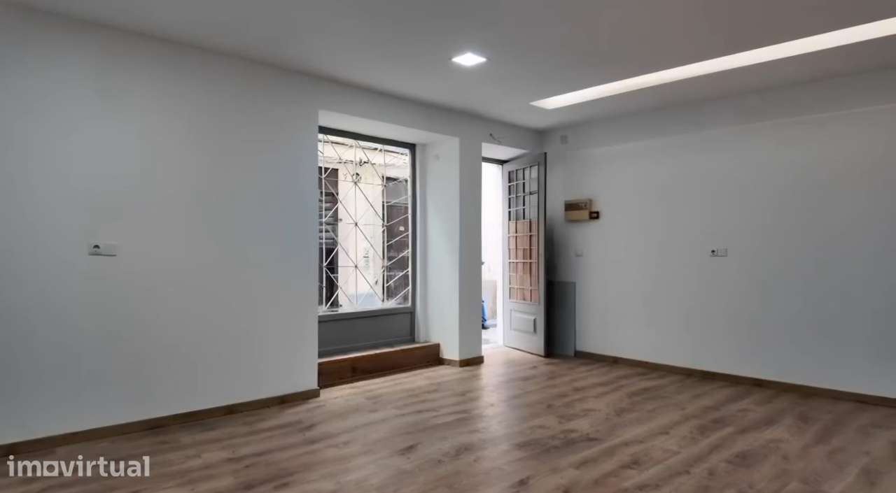 Loja em Setubal com Possibilidade alteração para Habitação - Grande imagem: 5/21