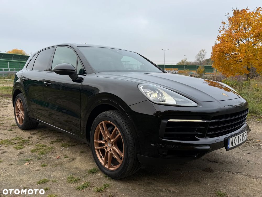 Porsche Cayenne - 4