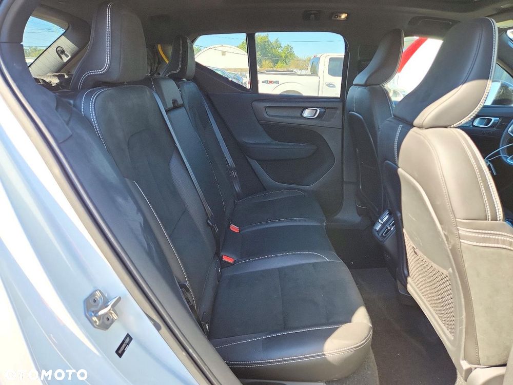 Volvo XC 40 T5 AWD Geartronic R-Design - 12