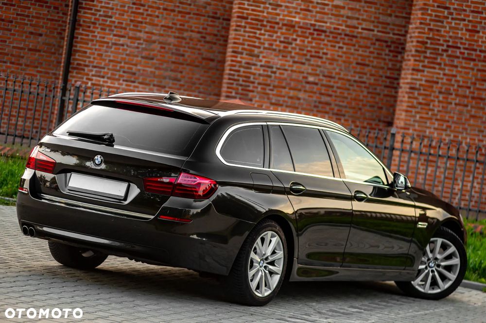 BMW Seria 5 530d Sport-Aut Luxury Line - 20