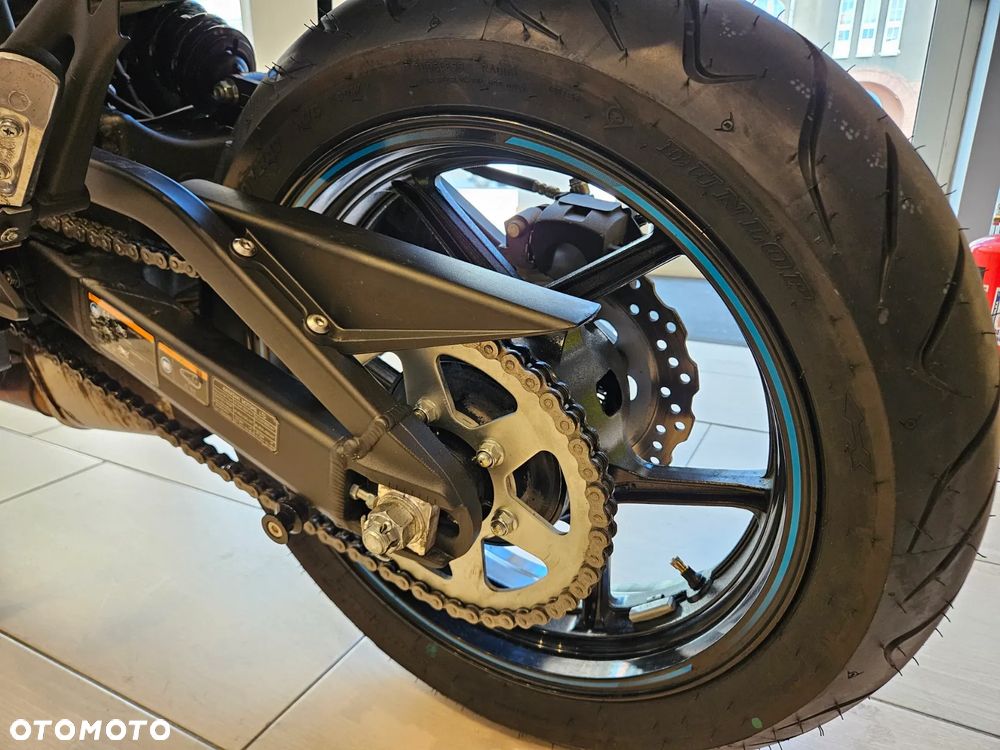 Kawasaki Versys 650 - 19