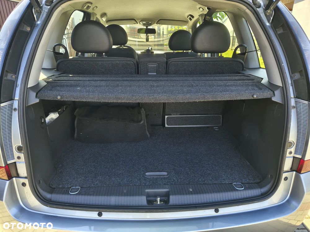 Opel Meriva - 12