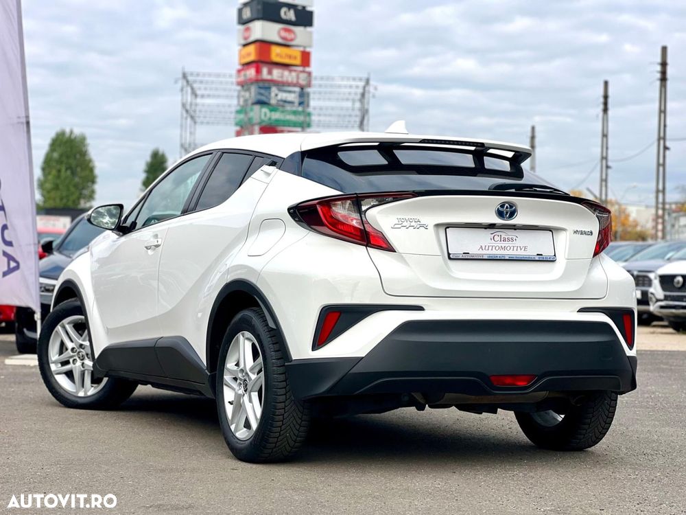 Toyota C-HR - 5