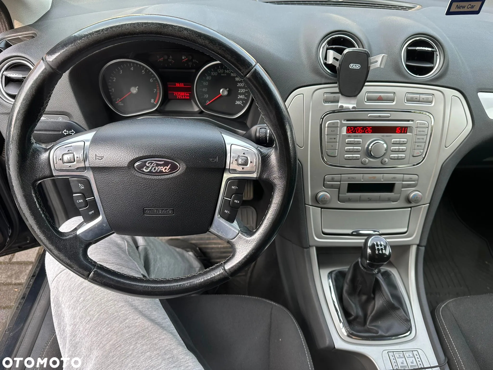 Ford Mondeo 2.0 Ambiente - 11