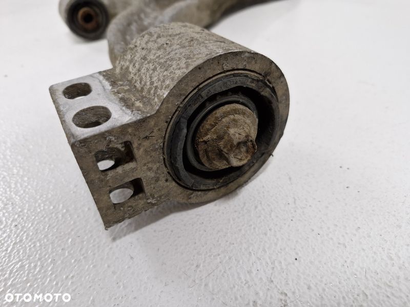 OPEL AMPERA WAHACZ PRAWY PRZÓD - 3