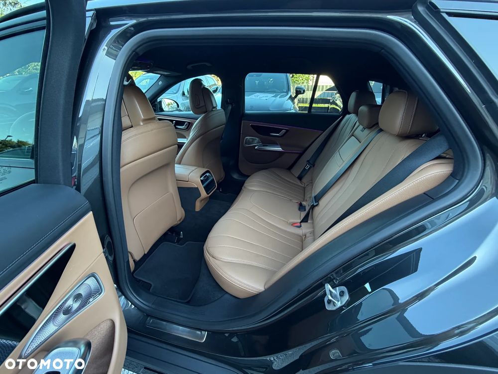 Mercedes-Benz Klasa E 300 de PHEV 4-Matic Avantgarde 9G-Tronic - 30