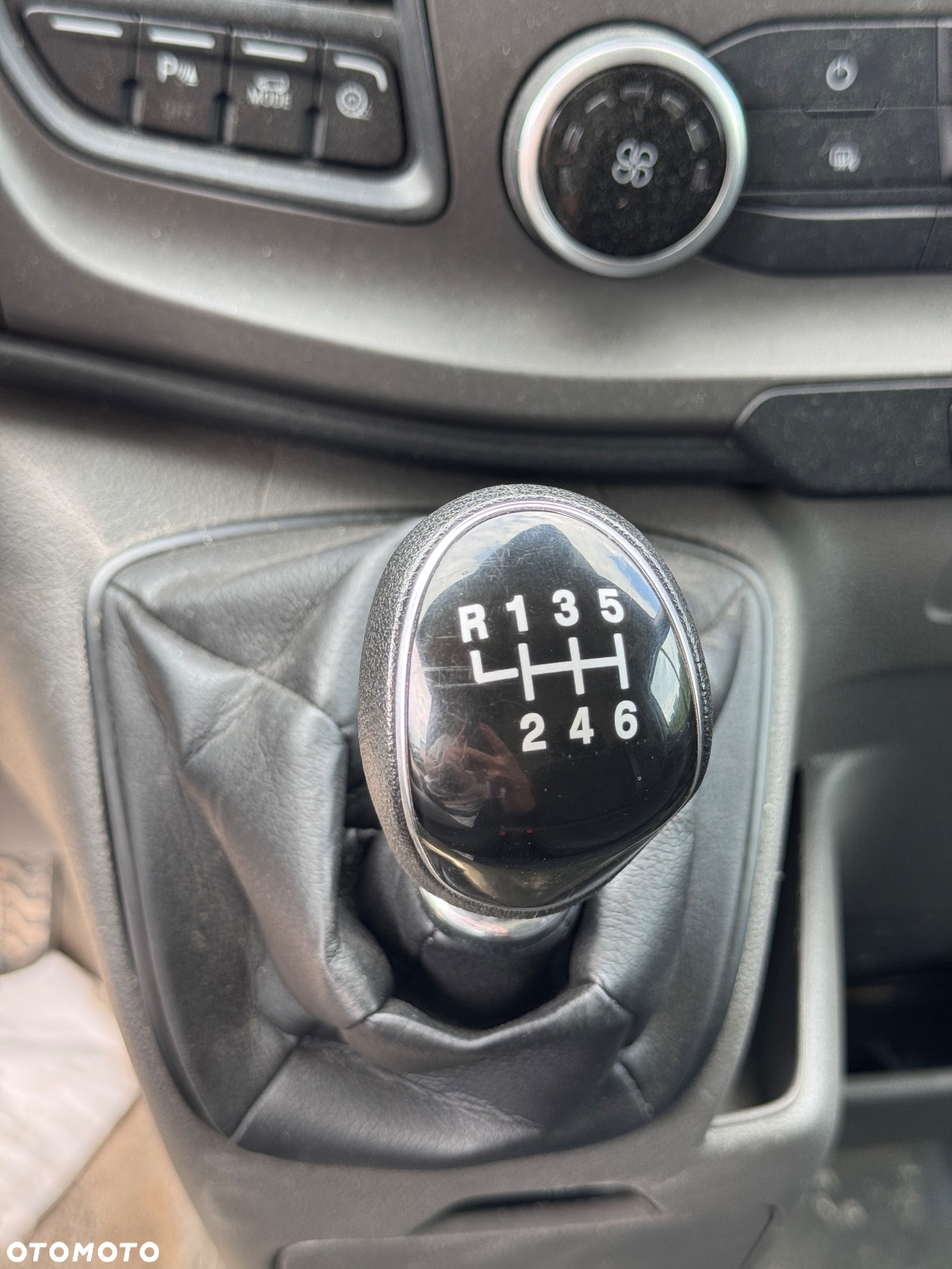 Ford Transit - 15