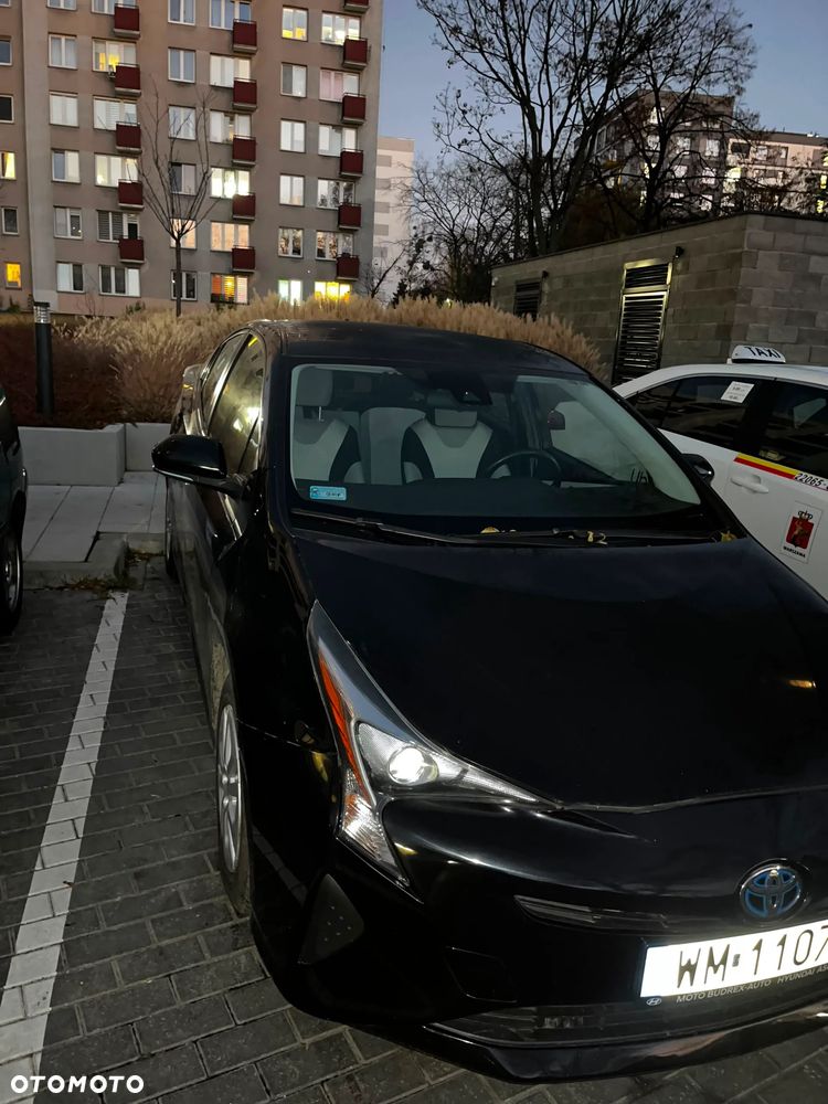 Toyota Prius 1.8 Hybrid Premium - 6